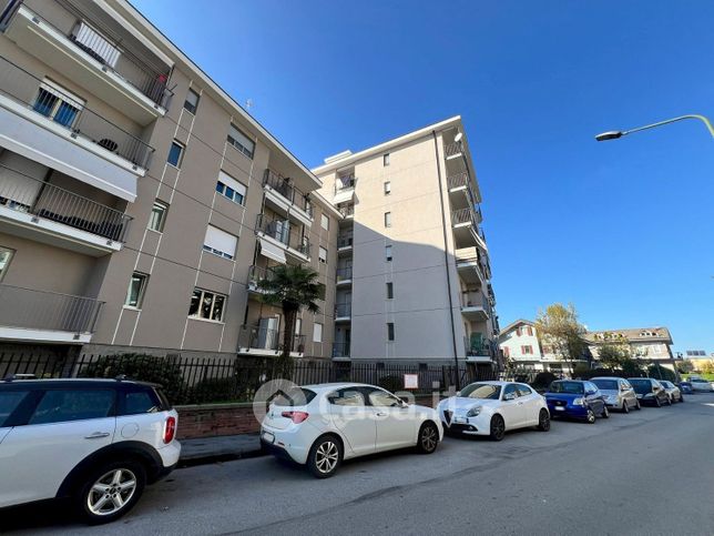 Appartamento in residenziale in Via Francesco Costa 7