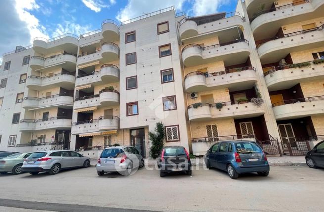 Appartamento in residenziale in Via Grazia Deledda 10