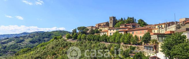Appartamento in residenziale in Piazza Giuseppe Giusti