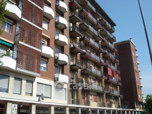 Appartamento in residenziale in Piazza Francesco Petrarca 7