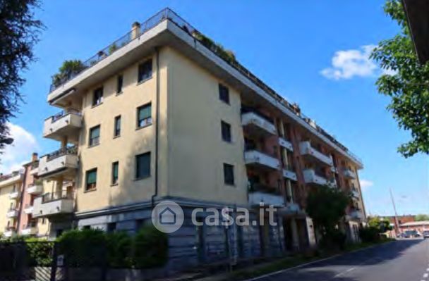 Appartamento in residenziale in Via Fratelli Bandiera 16