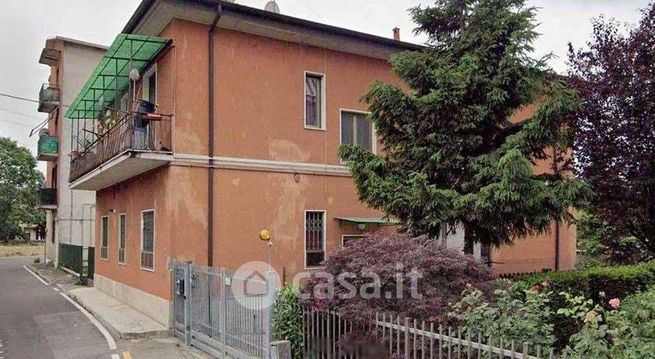 Appartamento in residenziale in Via Giovanni Pascoli 12