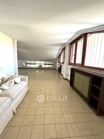 Attico/mansarda in residenziale in Via Santo Janni