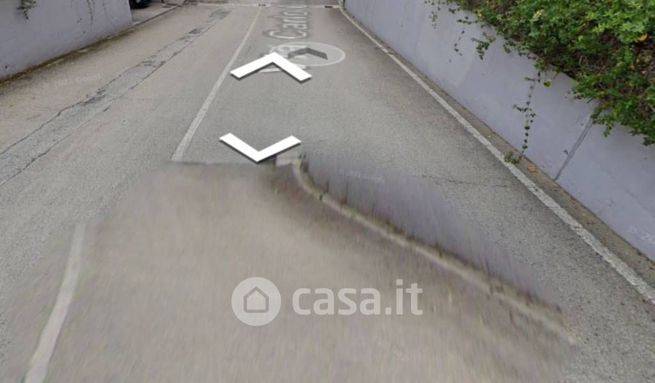 Box/posto auto in residenziale in Via Carlo Gozzi