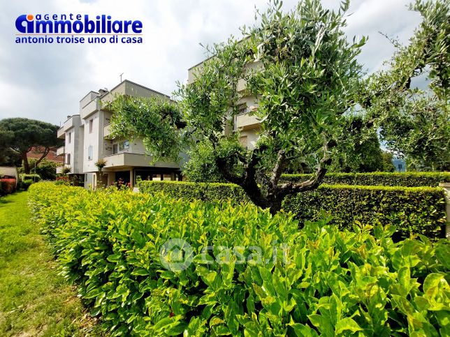 Appartamento in residenziale in Viale Adua 123