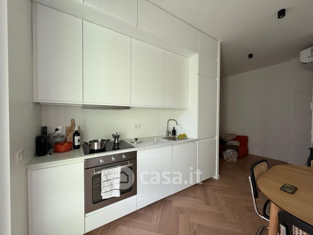 Appartamento in residenziale in Alzaia Naviglio Pavese