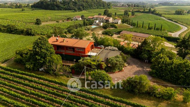 Casa indipendente in residenziale in Via Finiletto 8