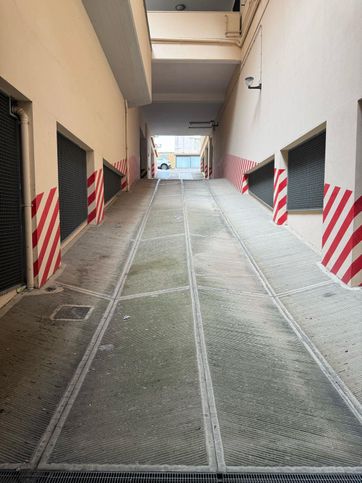 Box/posto auto in residenziale in Via Guglielmo Marconi 21