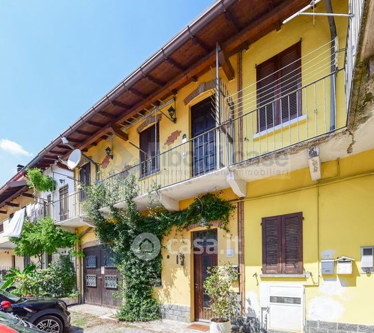 Appartamento in residenziale in Via Valassina
