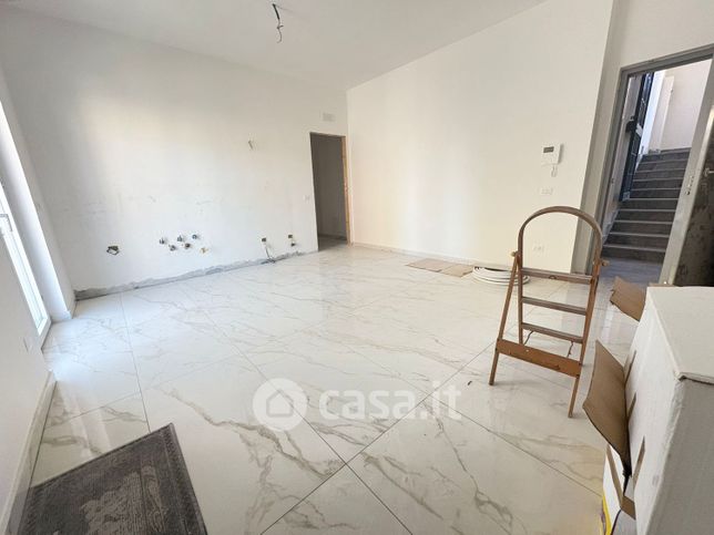 Appartamento in residenziale in Via Ferdinando Magellano 94