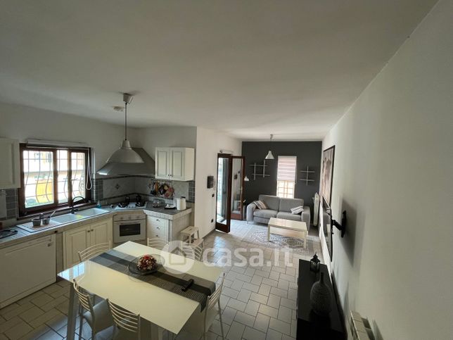 Appartamento in residenziale in Via Enrico Toti 47