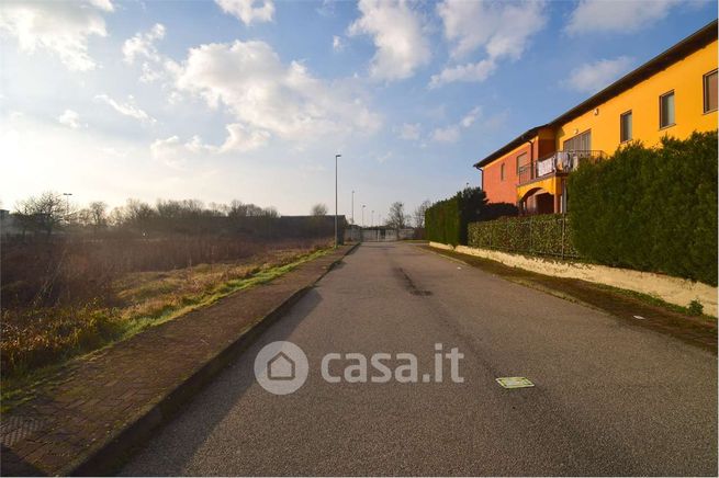 Terreno edificabile in residenziale in Via Luigi Carlo Caron