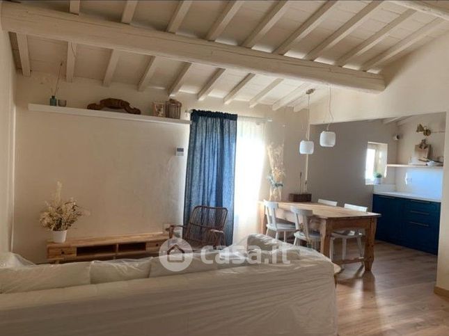 Appartamento in residenziale in Via di Quarto 54 /B