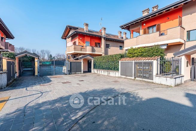 Appartamento in residenziale in Via Valsesia 8