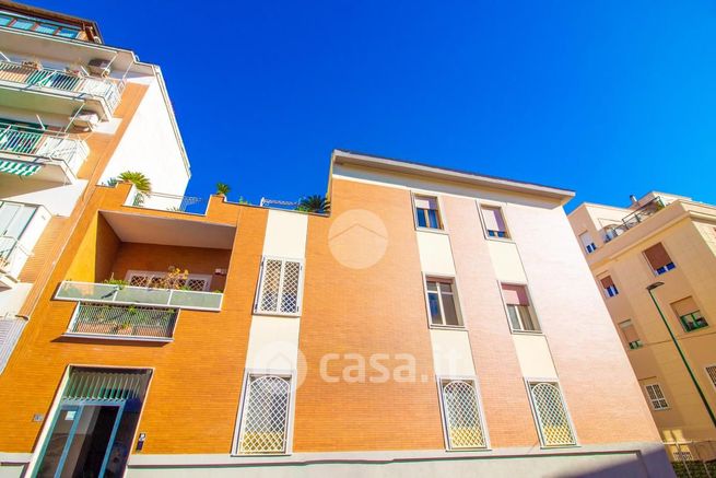 Appartamento in residenziale in Via Gaetano Donizetti 1