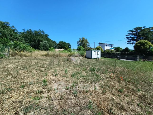 Terreno edificabile in residenziale in Via G. Carducci 9