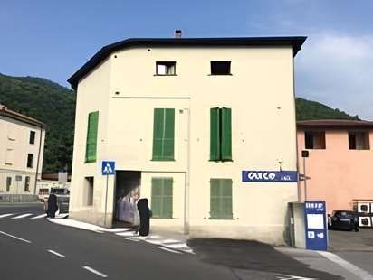 Ufficio in commerciale in Via dei Nobili 23