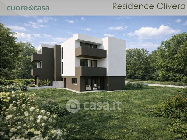 Appartamento in residenziale in Via Olivera