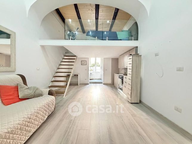 Appartamento in residenziale in Vico Belledonne a Chiaia 25