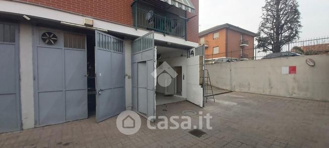 Capannone in commerciale in Via Belmonte 6