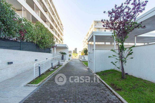 Appartamento in residenziale in Via Giovanni Lampariello