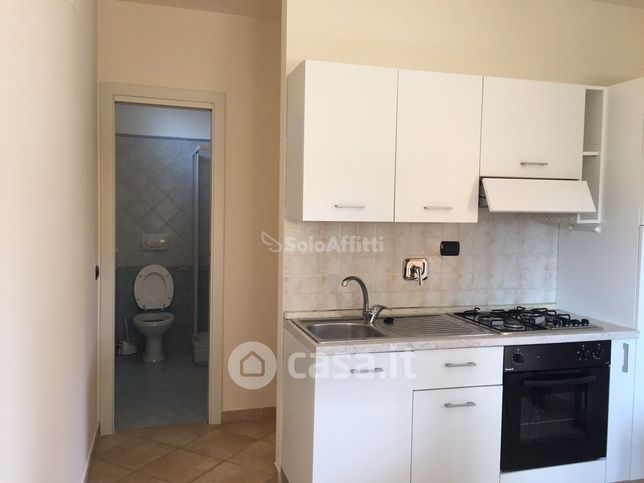 Appartamento in residenziale in Via Ancona