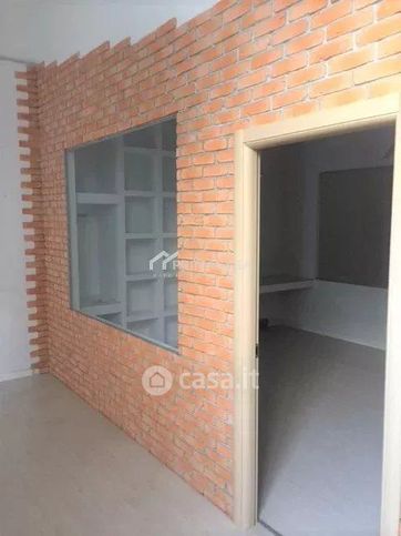 Ufficio in commerciale in Viale Isonzo 6