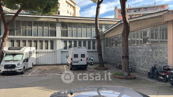 Garage/posto auto in residenziale in Via Rinaldo Rigola