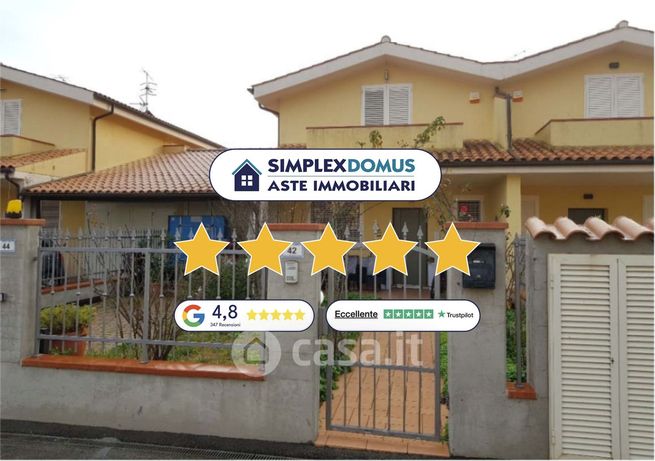 Villa in residenziale in 