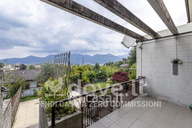 Villetta a schiera in residenziale in Via Moncucco 19