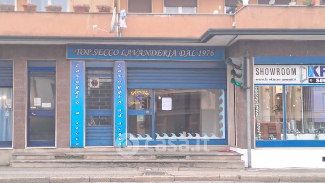Ufficio in commerciale in dei Mille