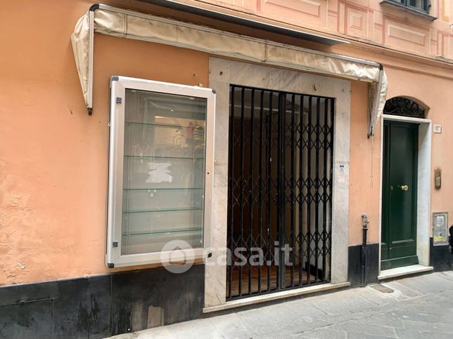 Attivitã /licenza (con o senza mura) in commerciale in Via Roma