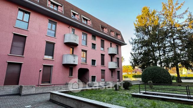 Appartamento in residenziale in Via Burago 25