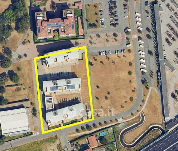 Box/posto auto in residenziale in Via Cornicione