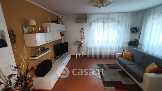 Casa indipendente in residenziale in Via Giuseppe Becherini