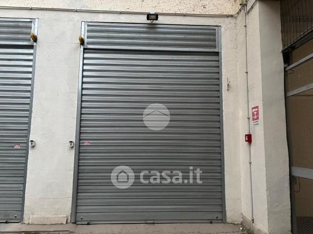 Box/posto auto in residenziale in Viale di Villa Pamphili 33