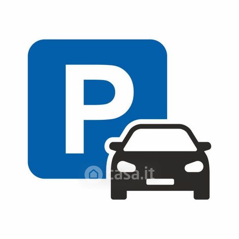 Box/posto auto in residenziale in Via delle Magnolie