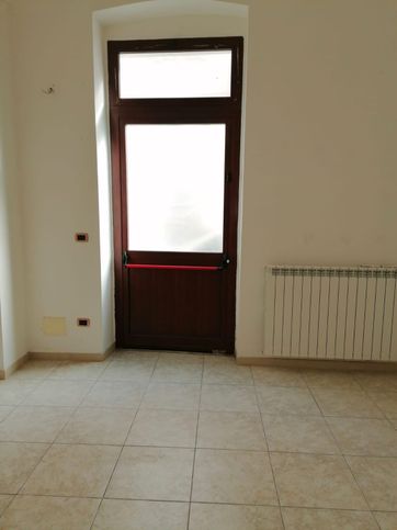 Ufficio in commerciale in 