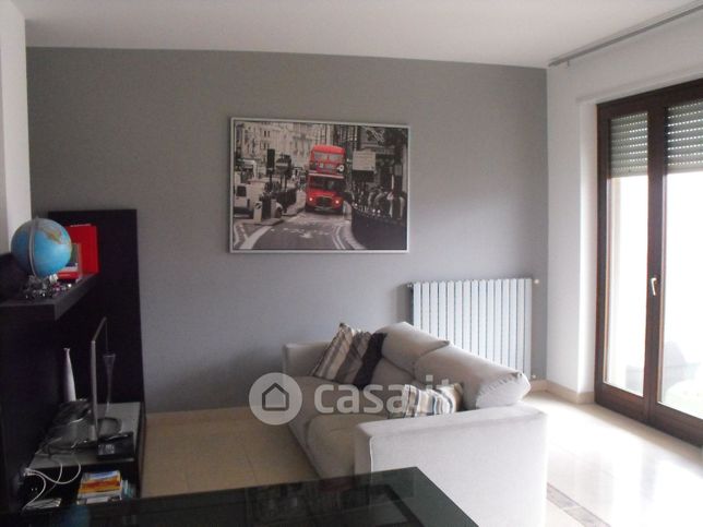 Appartamento in residenziale in Via Ferruccio Parri 53