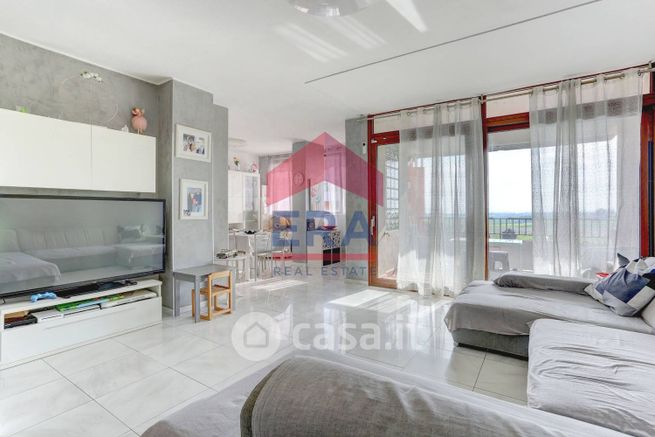 Appartamento in residenziale in Viale delle Arti 11