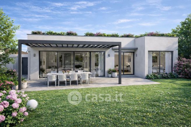 Casa bi/trifamiliare in residenziale in Via G. Amendola 35