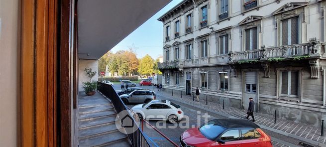Ufficio in commerciale in Via Carlo Alberto 41
