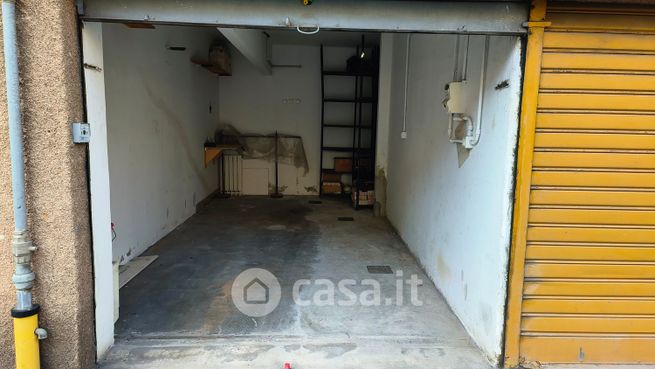 Box/posto auto in residenziale in Piazza Mario Rapisardi