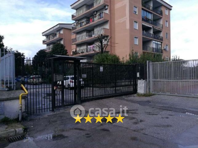 Appartamento in residenziale in Via Maiuri