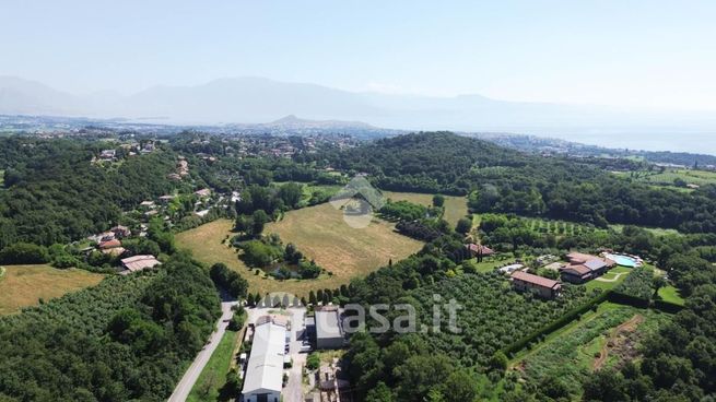 Capannone in commerciale in Via Brescia