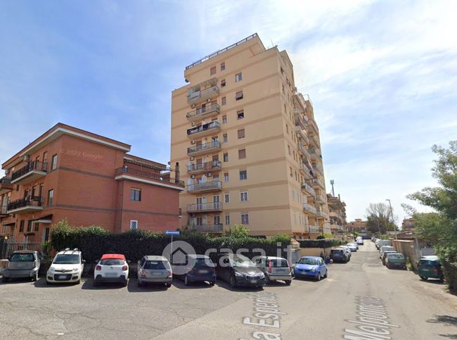 Appartamento in residenziale in Via Melpomene 22