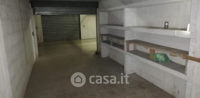 Garage/posto auto in residenziale in Piazza Molise