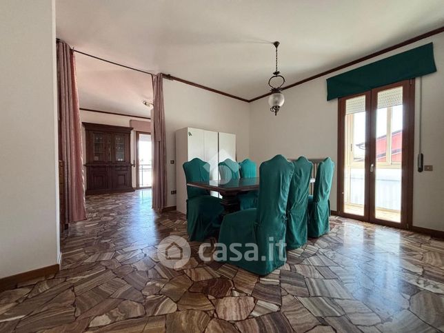 Appartamento in residenziale in Via San Remo 120