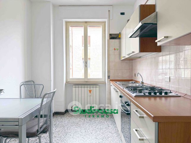 Appartamento in residenziale in Via Pescara 8