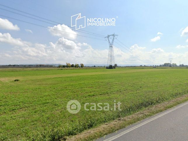 Terreno agricolo in commerciale in Via Antonio Chiri